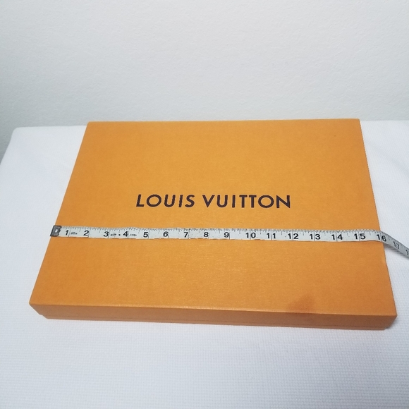 Louis Vuitton Box - Picture 7 of 10